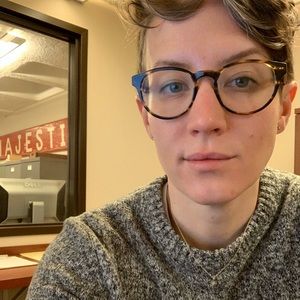 Meet your Posher, Molly